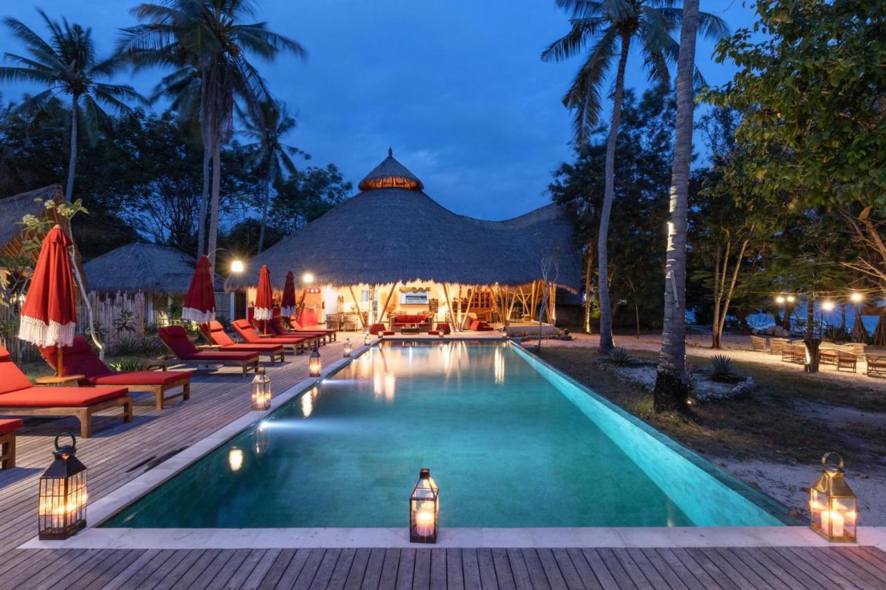 Amahelia Luxury Resort & Restaurant - Gili Asahan Buitenkant foto